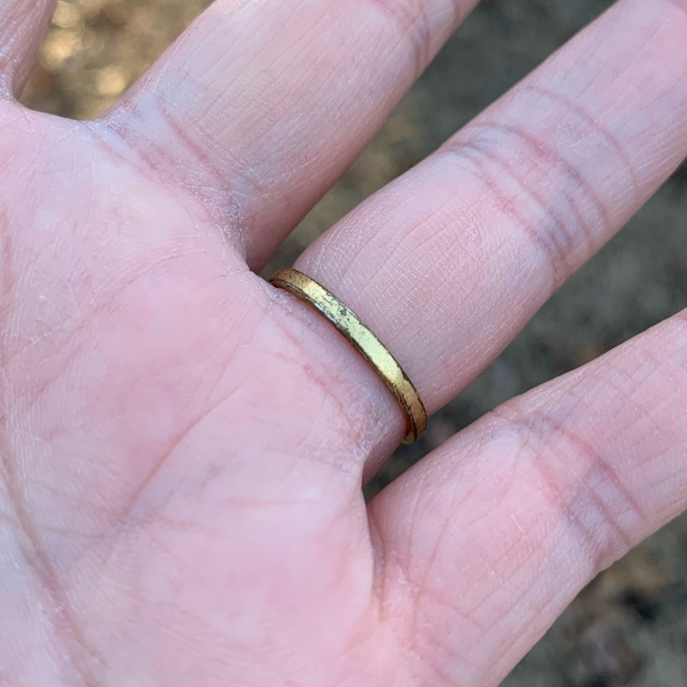 Rhinestone Ring - Picture 7 of 16